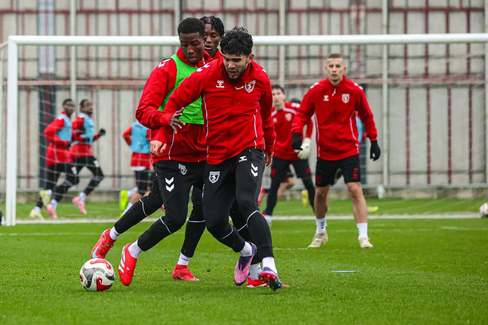 Samsunspor, Fenerbahçe Maçı İçin Sahaya İndi