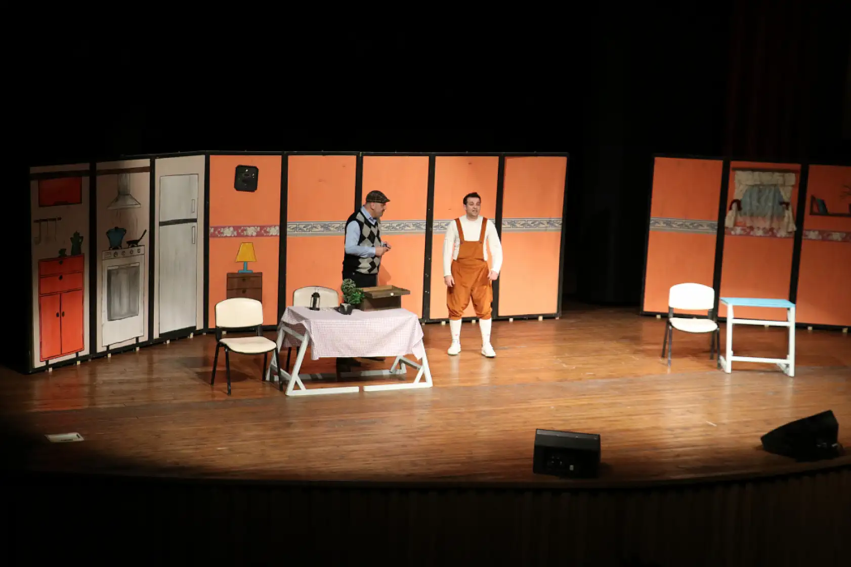 Çocuklara tiyatro ile enerji tasarrufu bilinci kazandırılıyor