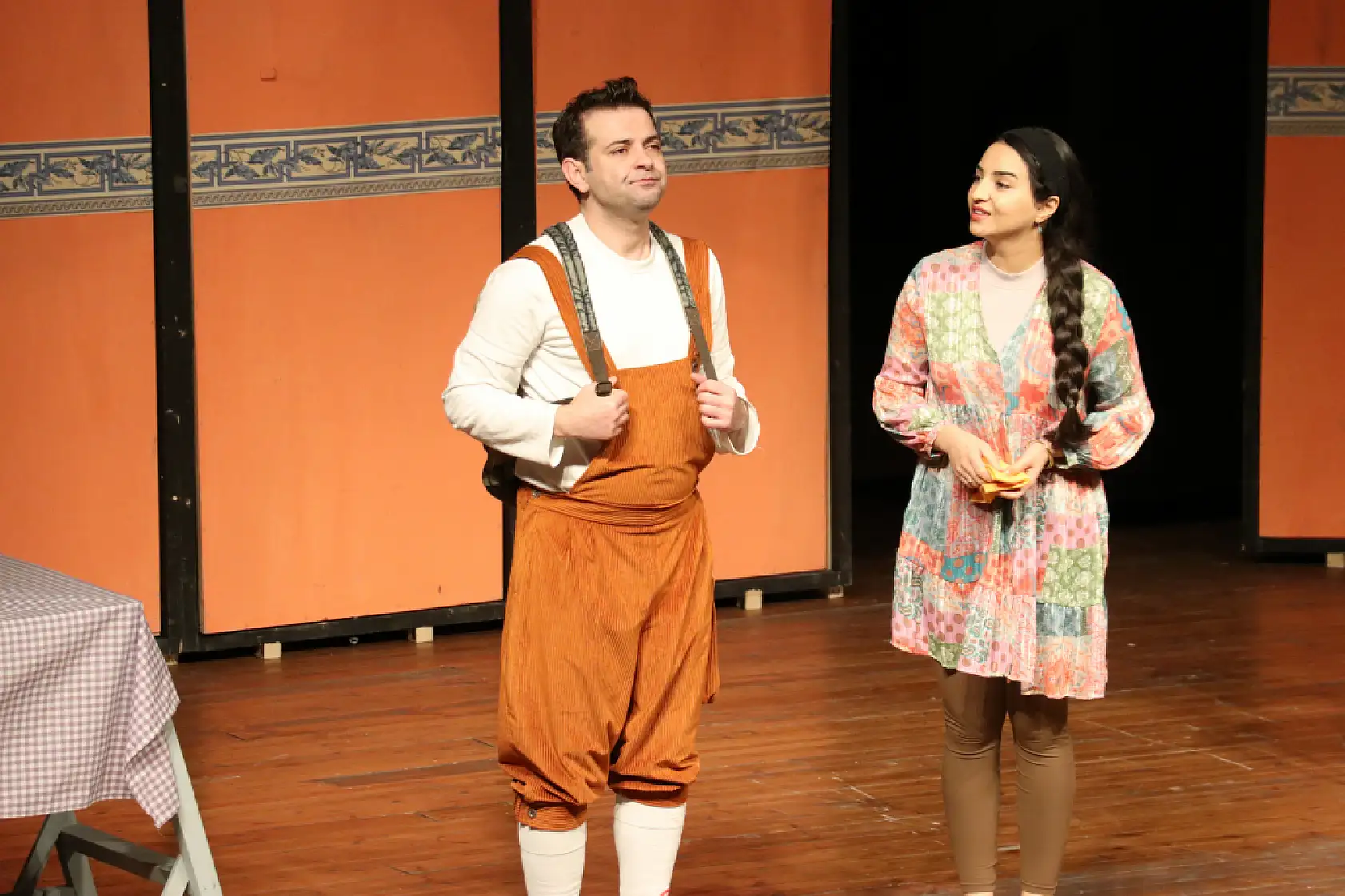 Çocuklara tiyatro ile enerji tasarrufu bilinci kazandırılıyor