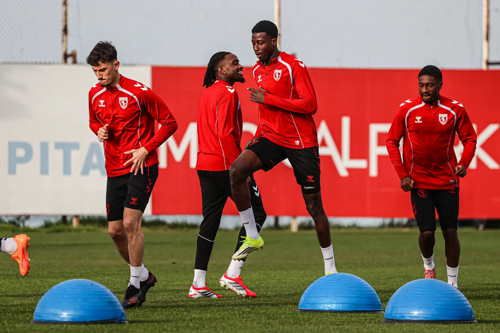 Samsunspor, Kasımpaşa Maçı Hazırlıklarını Sürdürdü