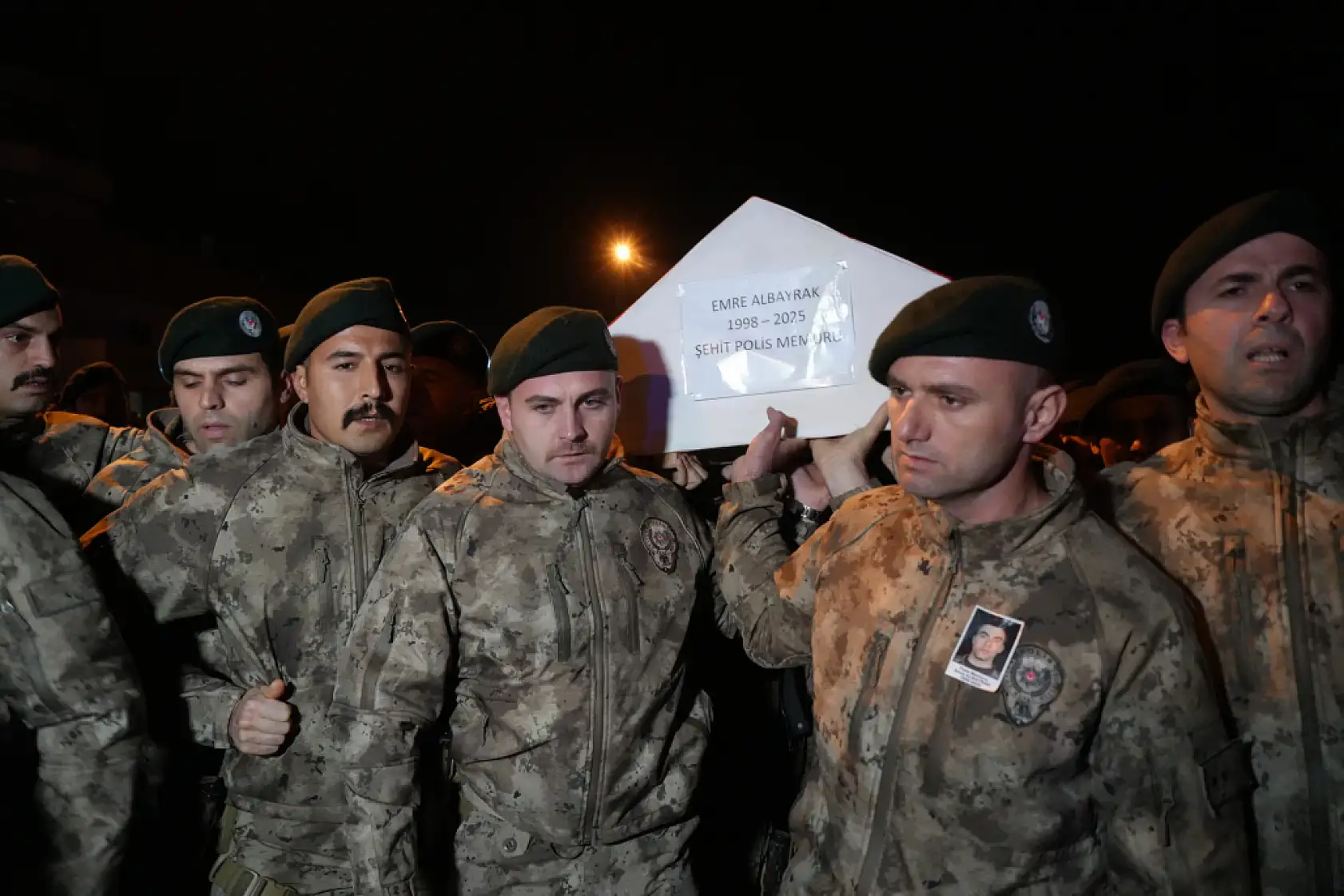 Şehit Polis Emre Albayrak'ın Naaşı Samsun'a Getirildi