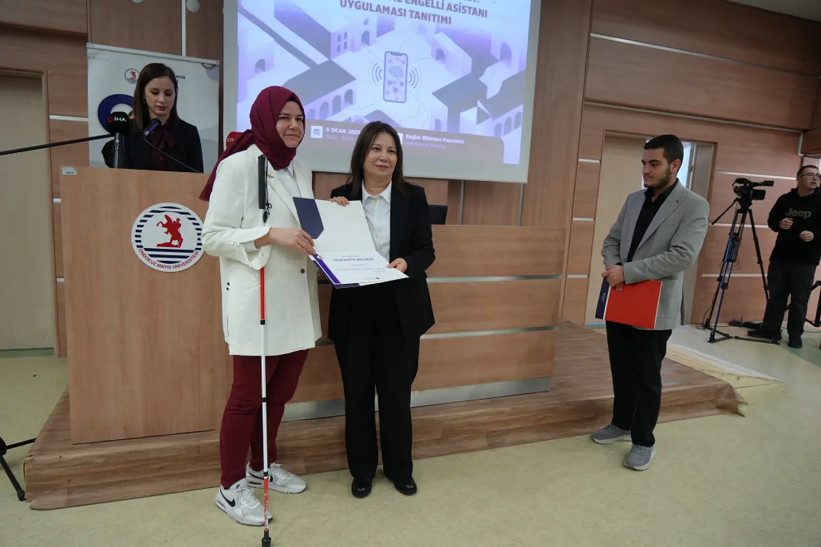 OMÜ'de görme engelliler için yapay zekâ destekli asistan devrede