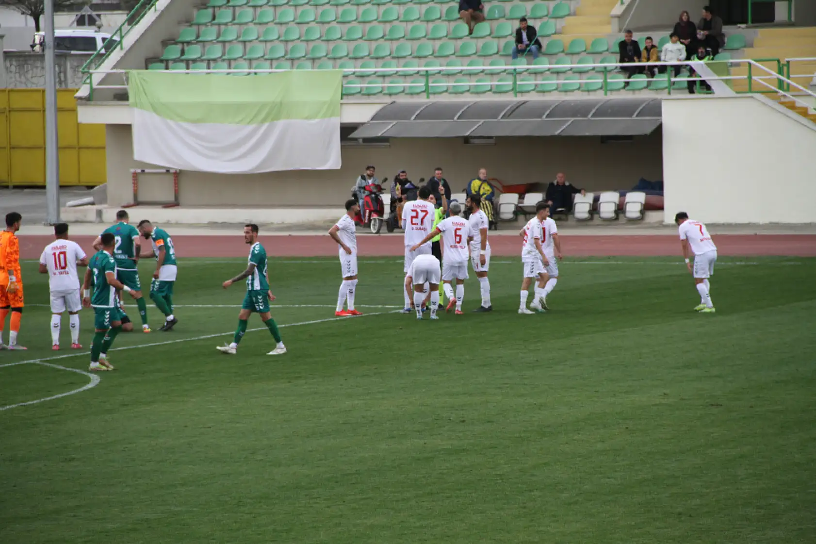 Çarşambaspor Turhal engelini tek golle geçti
