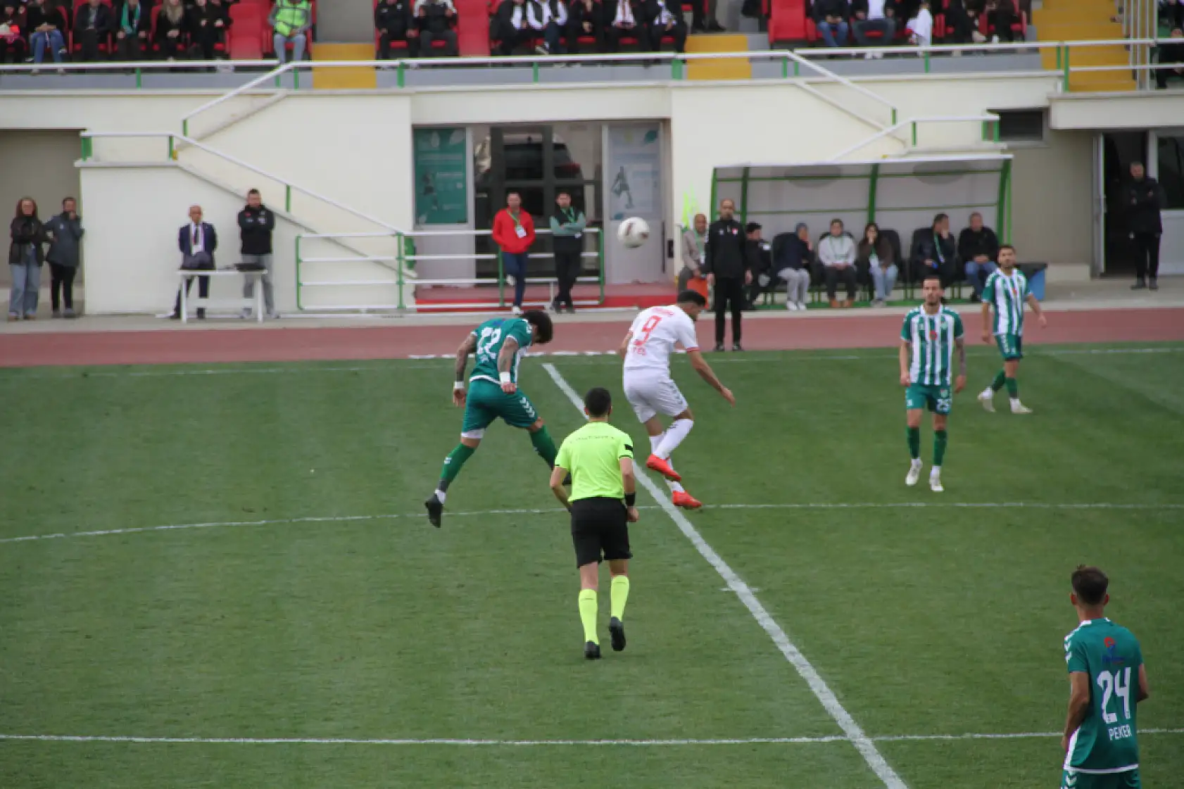 Çarşambaspor Turhal engelini tek golle geçti