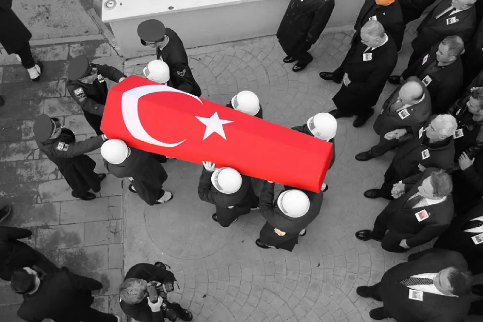 Türkiye şehitlerini uğurladı