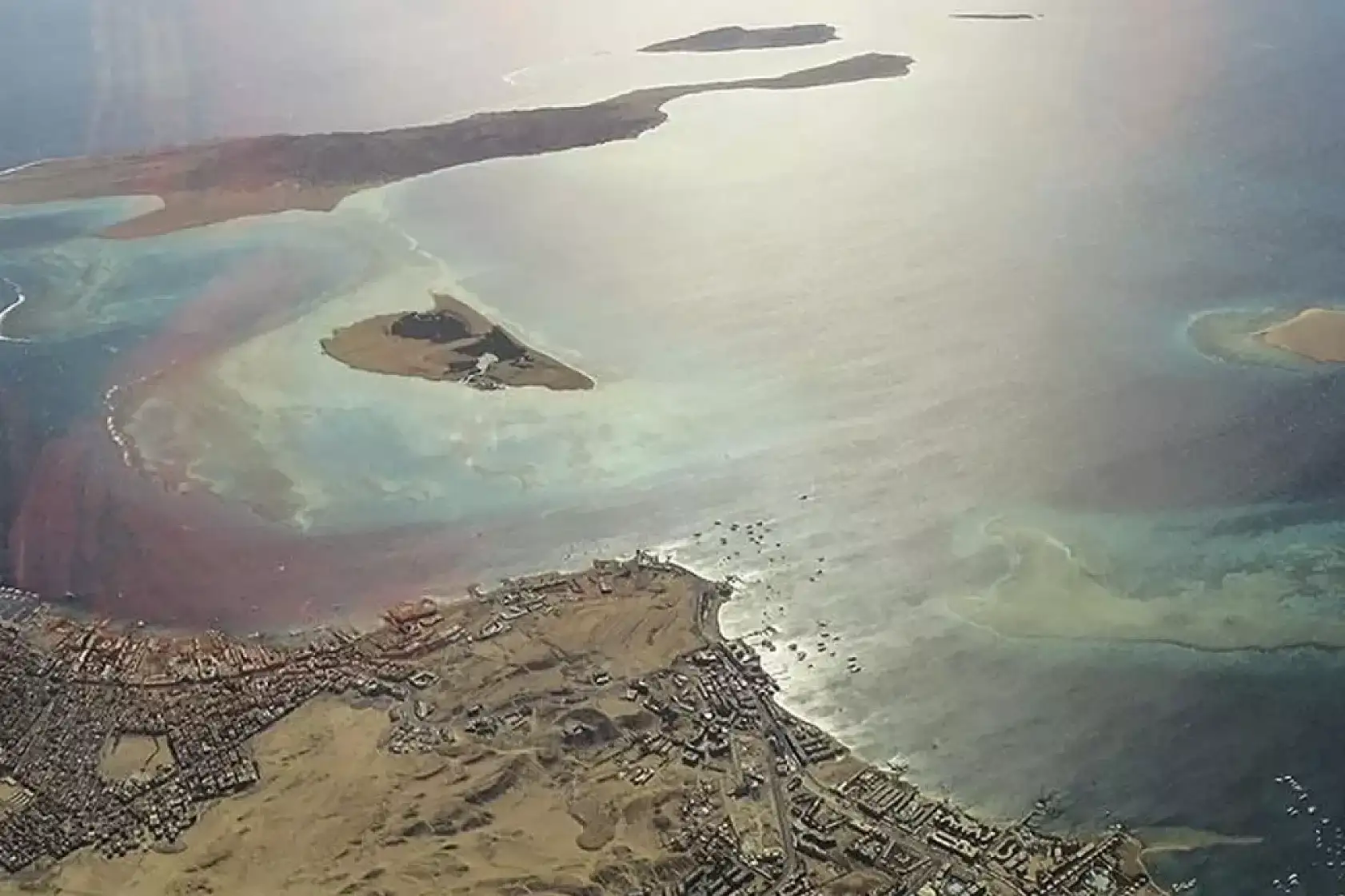 Dünya Nefesini Tuttu: İran'dan Hürmüz Boğazı Hamlesi! Petrol Krizi Kapıda mı?