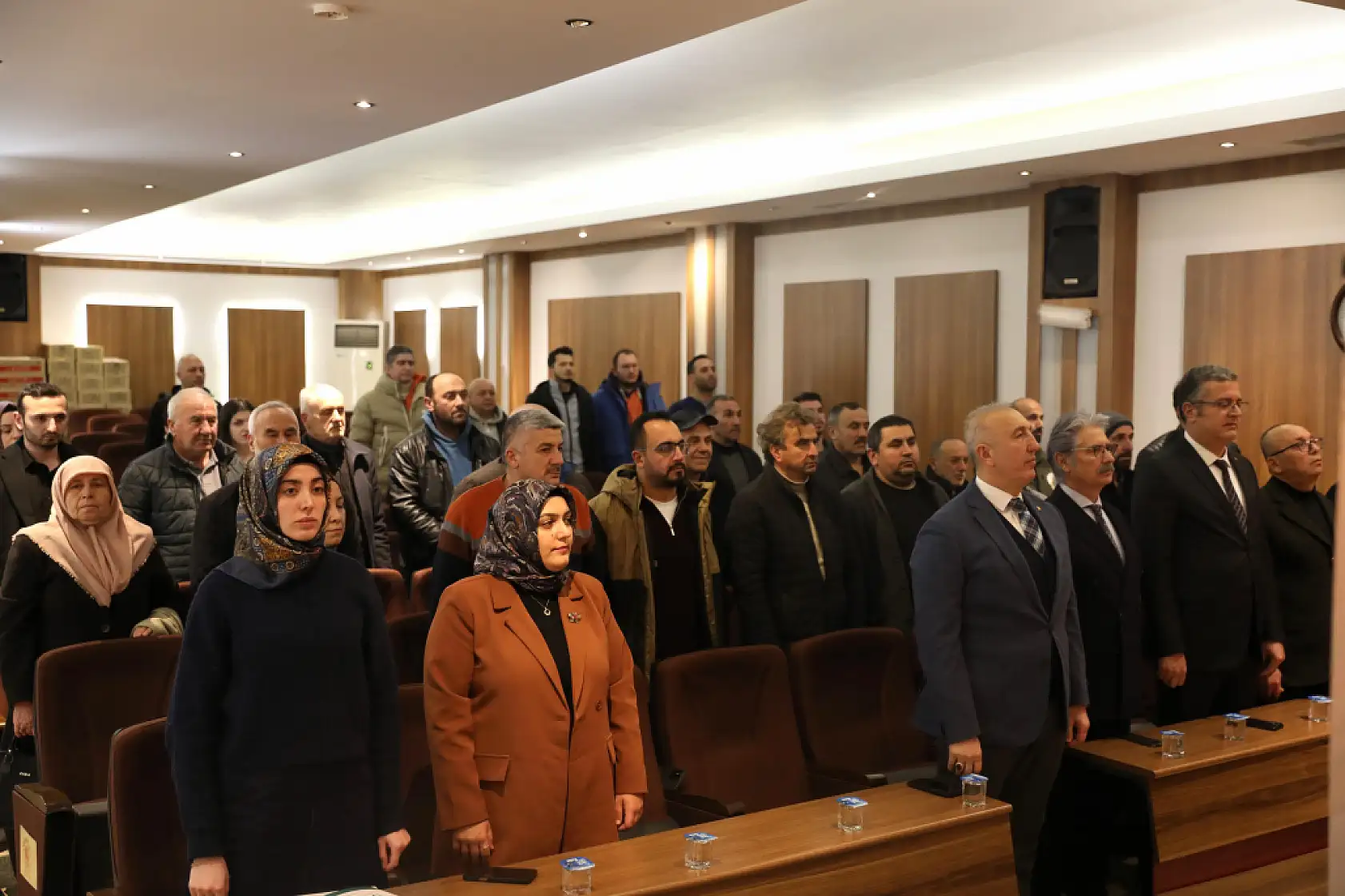 Büyükşehir'den Arı Yetiştiricilerine Üretim Seti Desteği