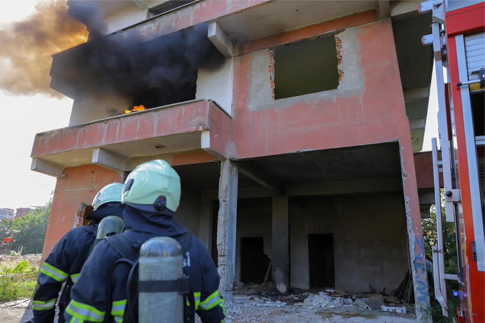 Samsun'da 6,4 büyüklüğünde deprem tatbikatı gerçeğini aratmadı
