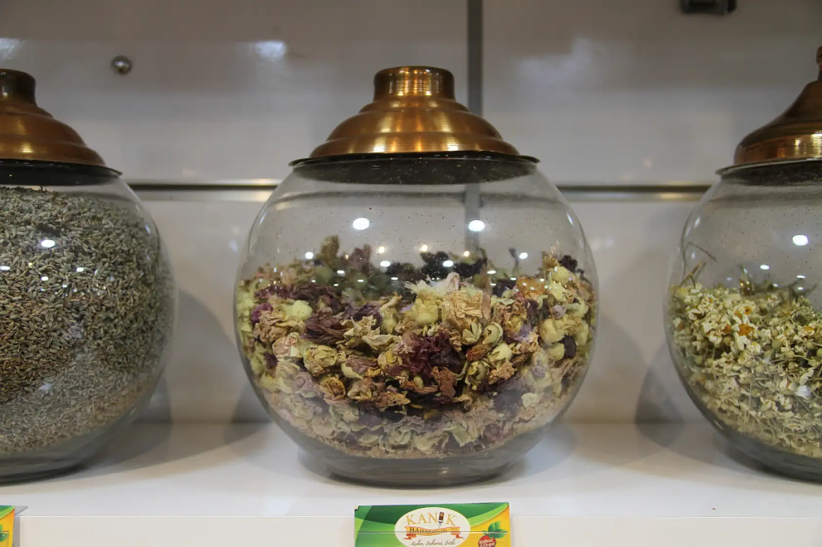 Baharatlar Hem Tat Hemde Şifa Sunuyor