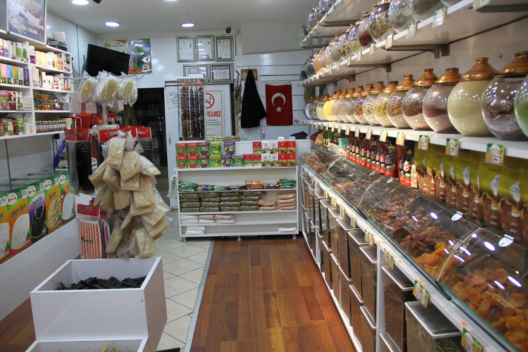 Baharatlar Hem Tat Hemde Şifa Sunuyor