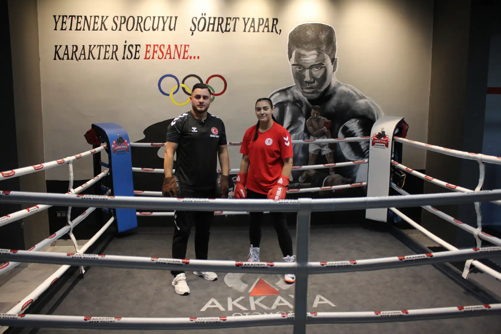 Avrupa Şampiyonu milli boksör Ayşenur Karaoğlan'ın hedefi olimpiyat madalyası