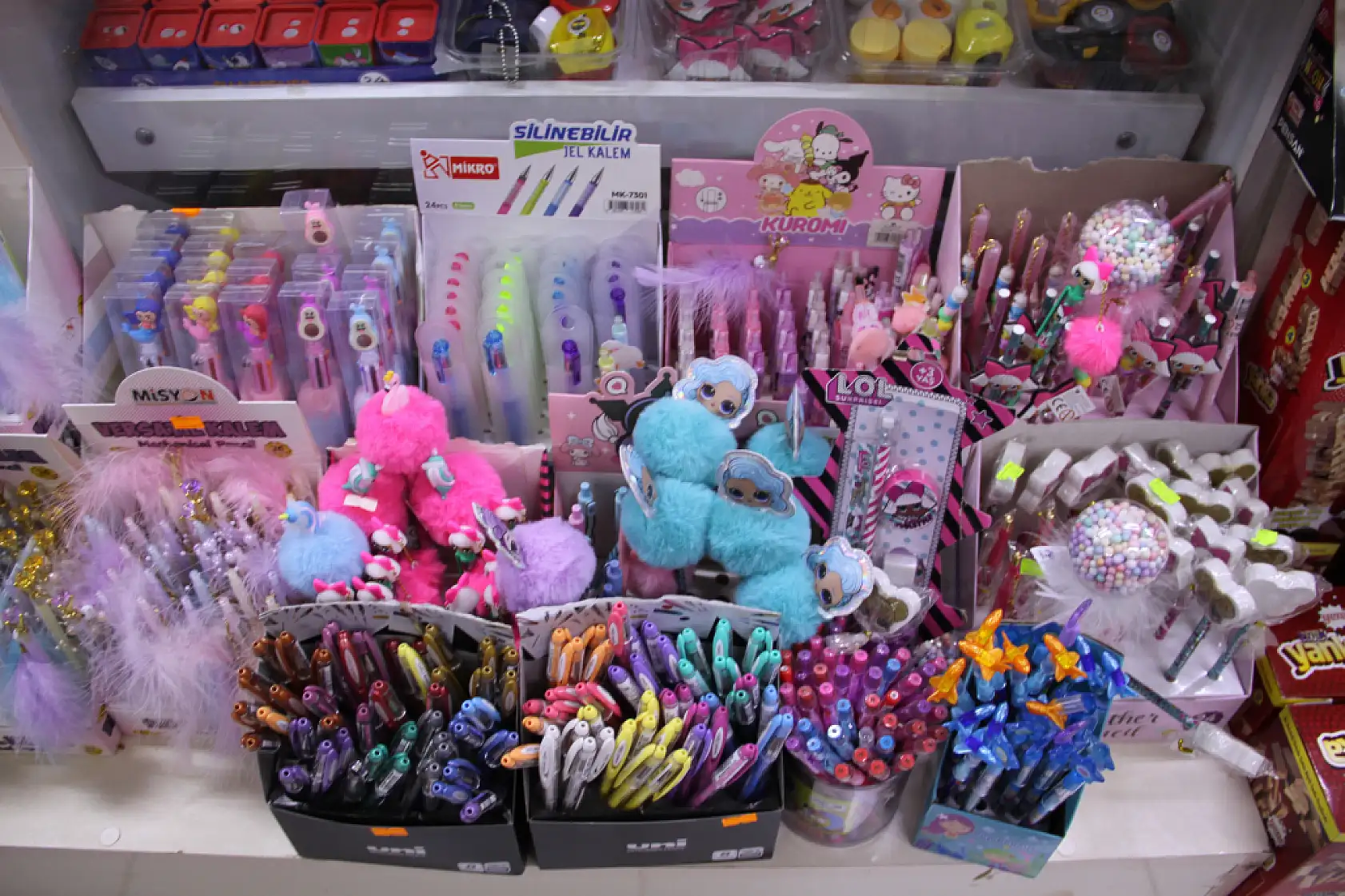 Veliler kırtasiyelere akın ediyor!