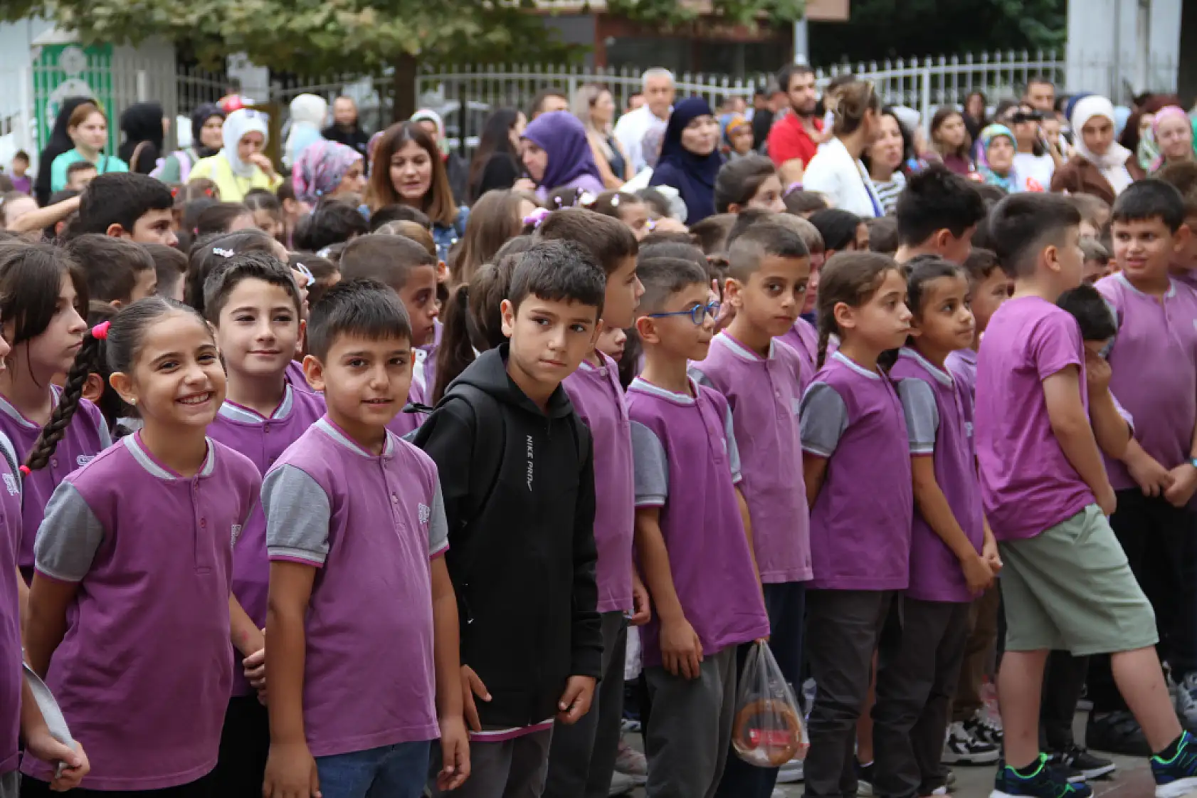 Çarşamba'da okullarda ilk zil çaldı