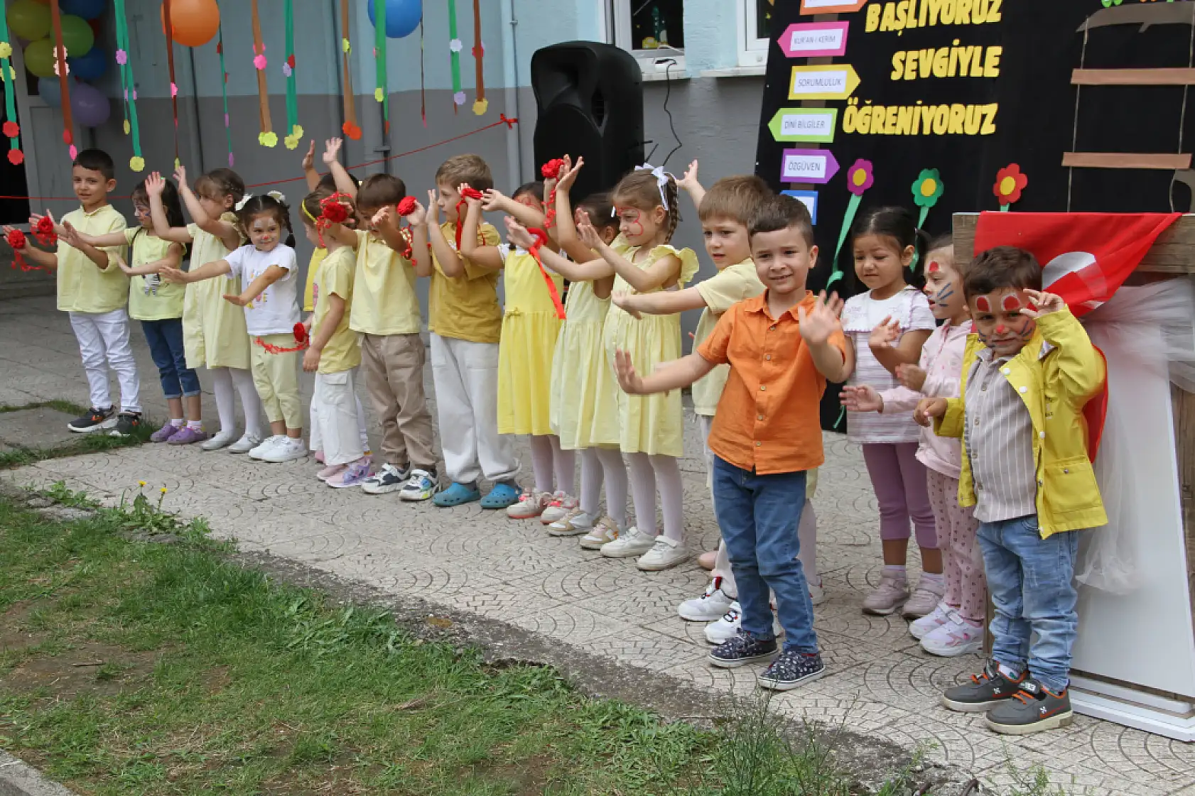 Yeni eğitim döneminde ilk ders duayla başladı