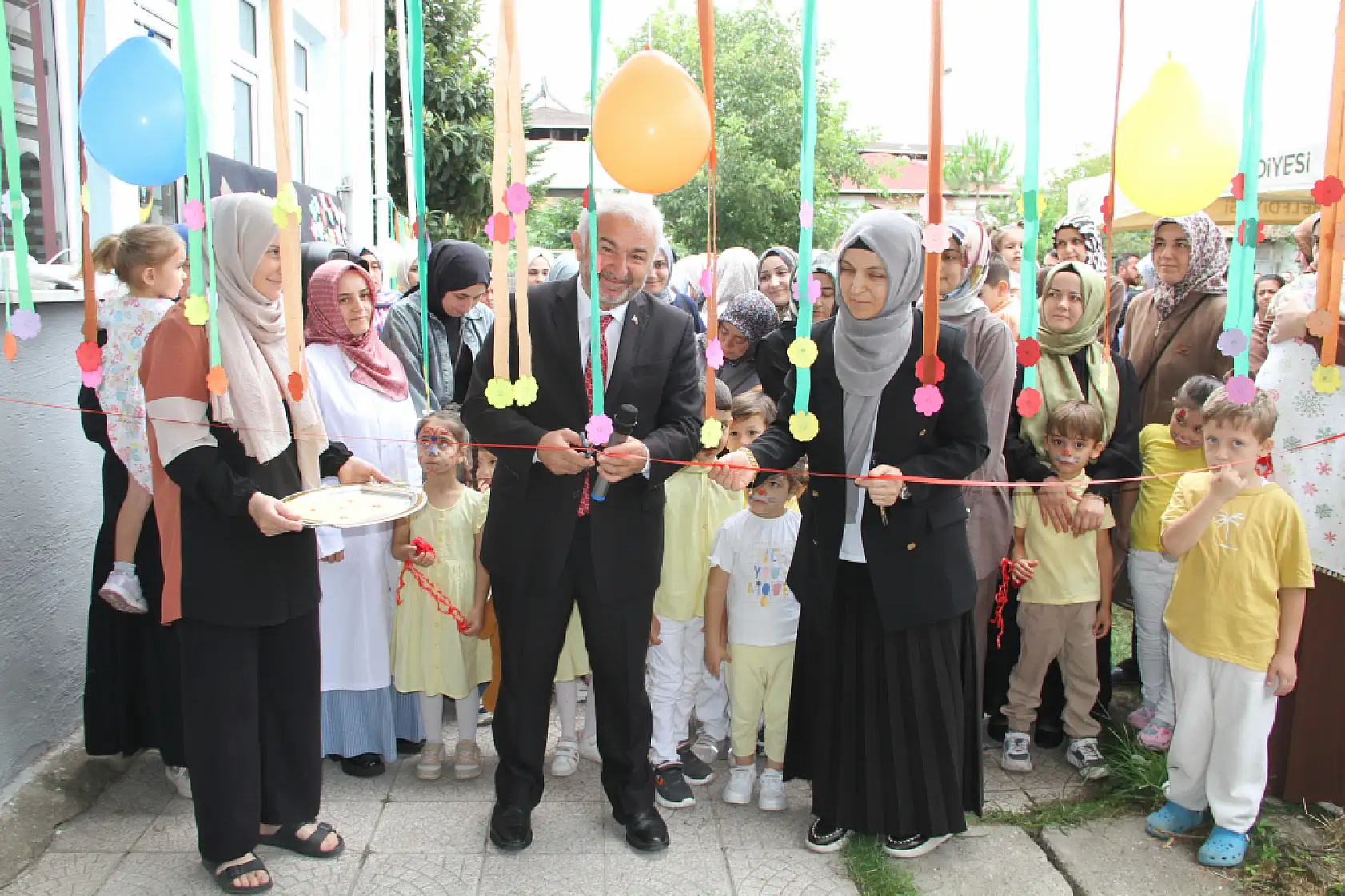 Yeni eğitim döneminde ilk ders duayla başladı