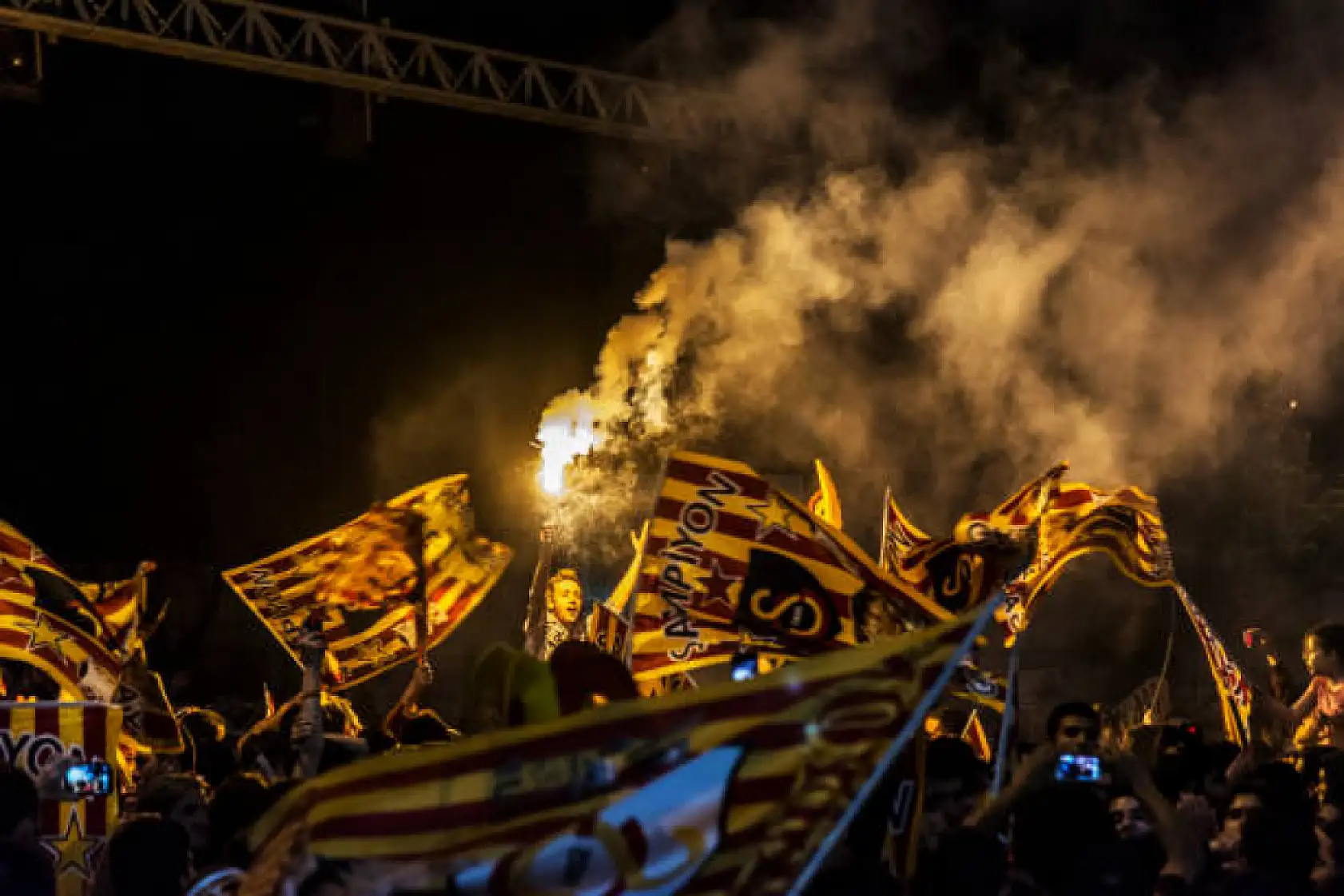 Galatasaray, Şampiyonlar Ligi'ne Frankfurt Deplasmanında Başlıyor