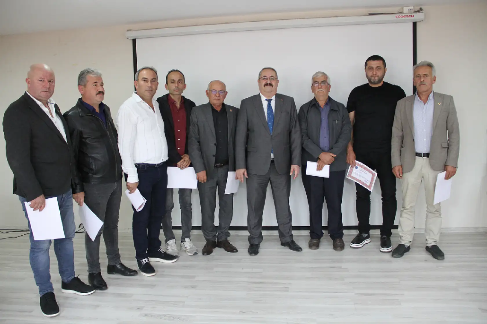 Kokarcaya Karşı Mücadelede Muhtarlara Teşekkür