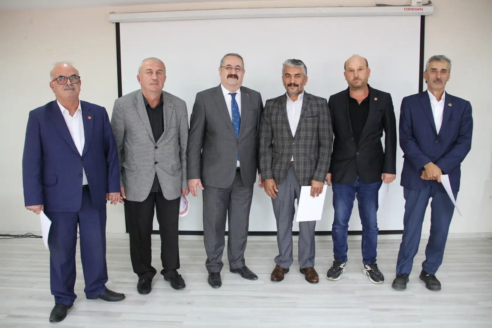 Kokarcaya Karşı Mücadelede Muhtarlara Teşekkür