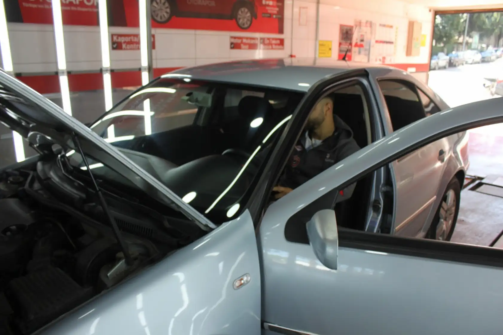 Aman Dikkat Uzmanı Uyardı: Tek Parça Diye İki Parça Araba Almayın