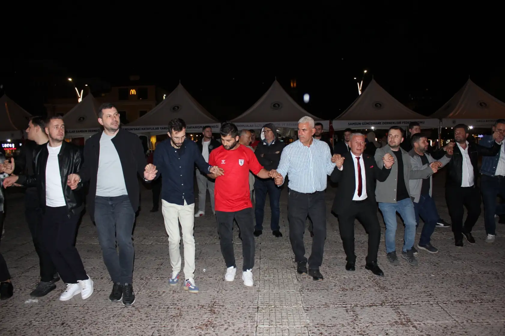 Yöresel Tatlar, Halaylar : Samsun'da Balkan Rüzgarı Esti!