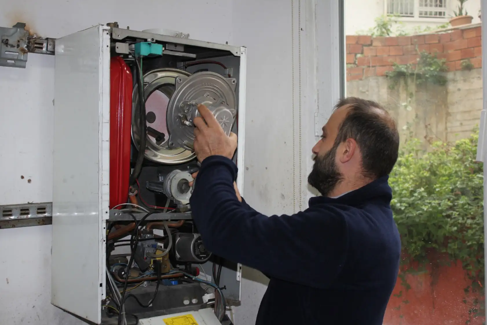 Kombi Bakımı Neden Önemli? Petek Temizliği Neden Şart? Ustasından Yanıtlar..