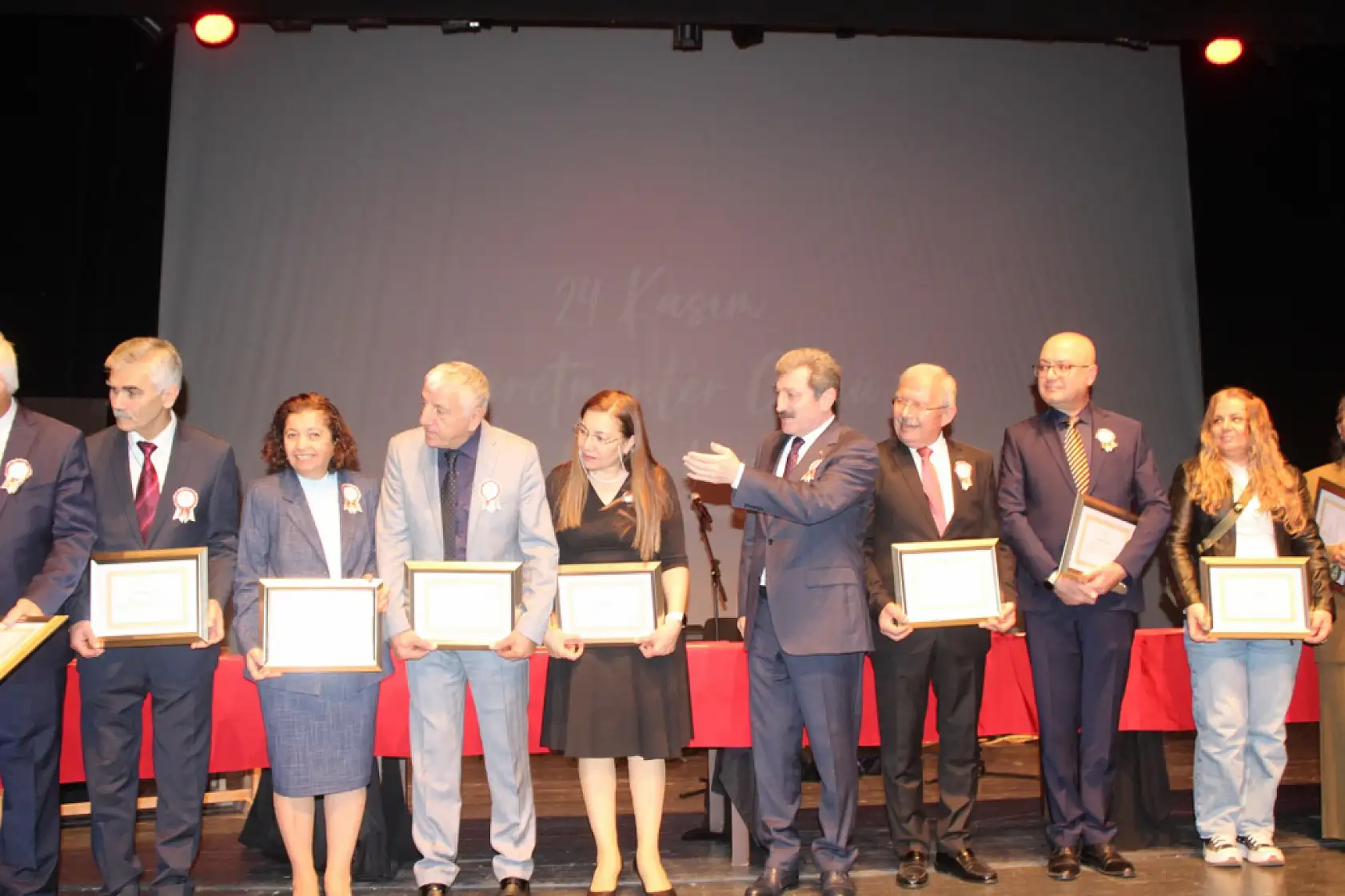 Fotoğraf Sergisi, Konuşmalar, Meslek Yemini…  Samsun'da Öğretmenler Günü Böyle Kutlandı