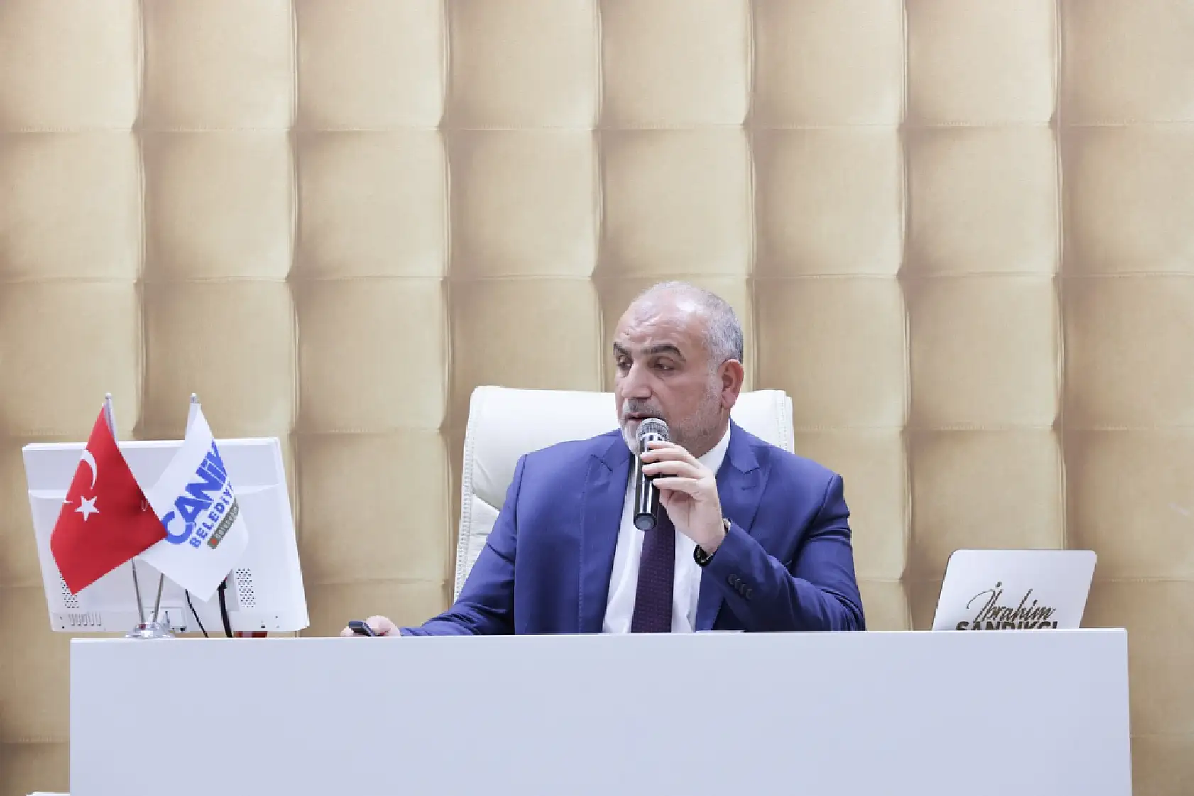 Başkan Sandıkçı: 'Kentsel dönüşüm siyaset üstü bir konudur'