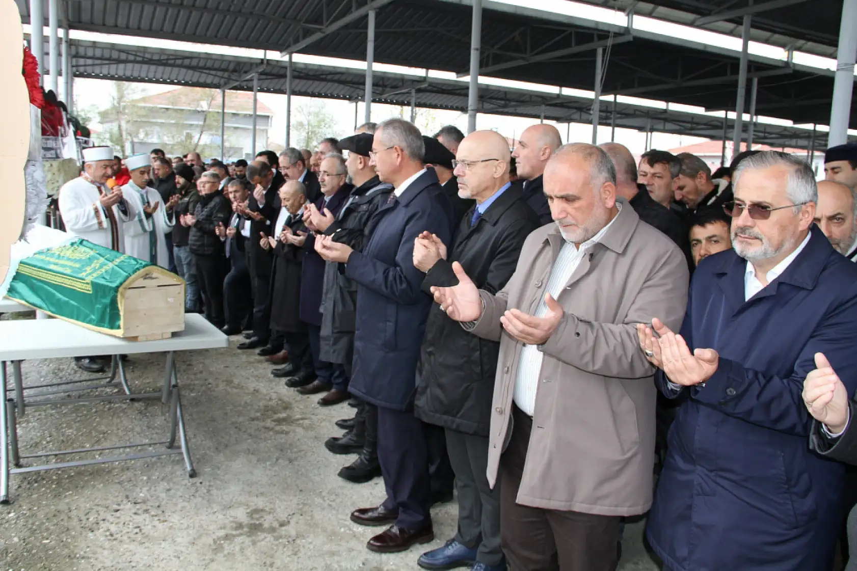 Başkan Şencan'dan Kızına Son Görev