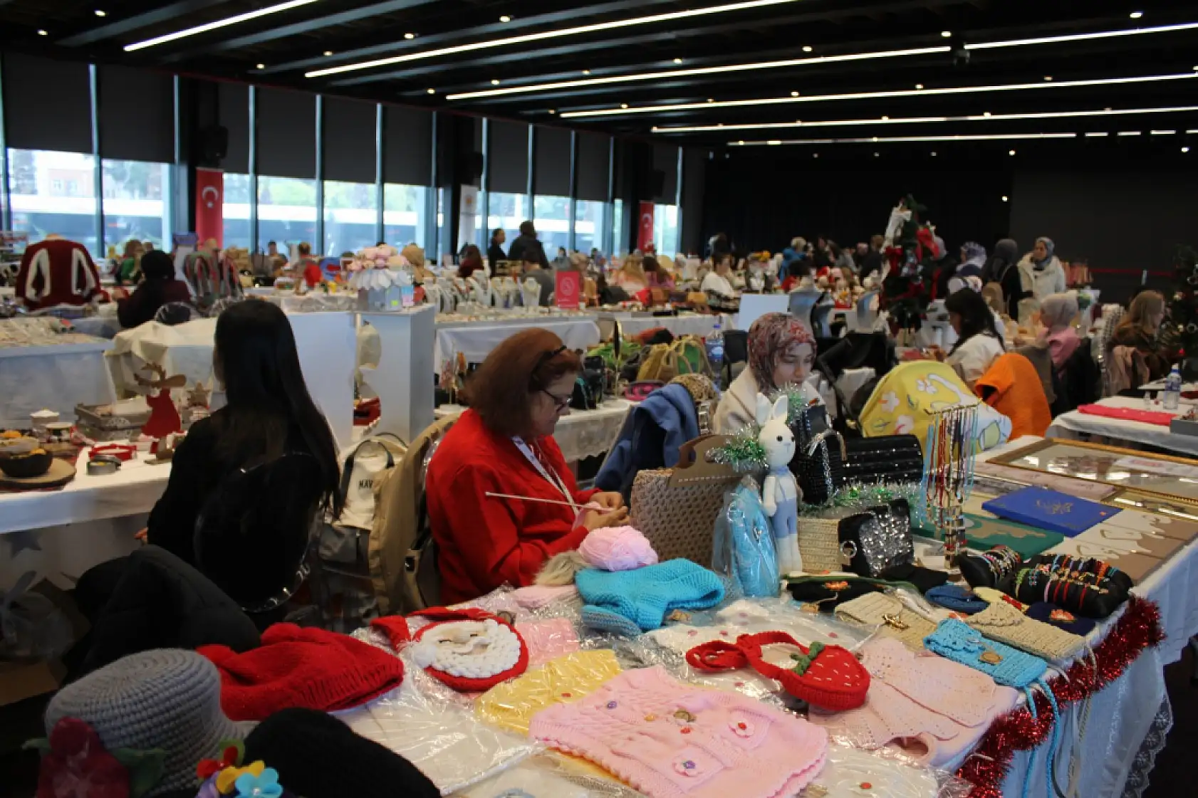 İlmek İlmek Ördü, Emeği 'Biz de Buradayız' Dedi