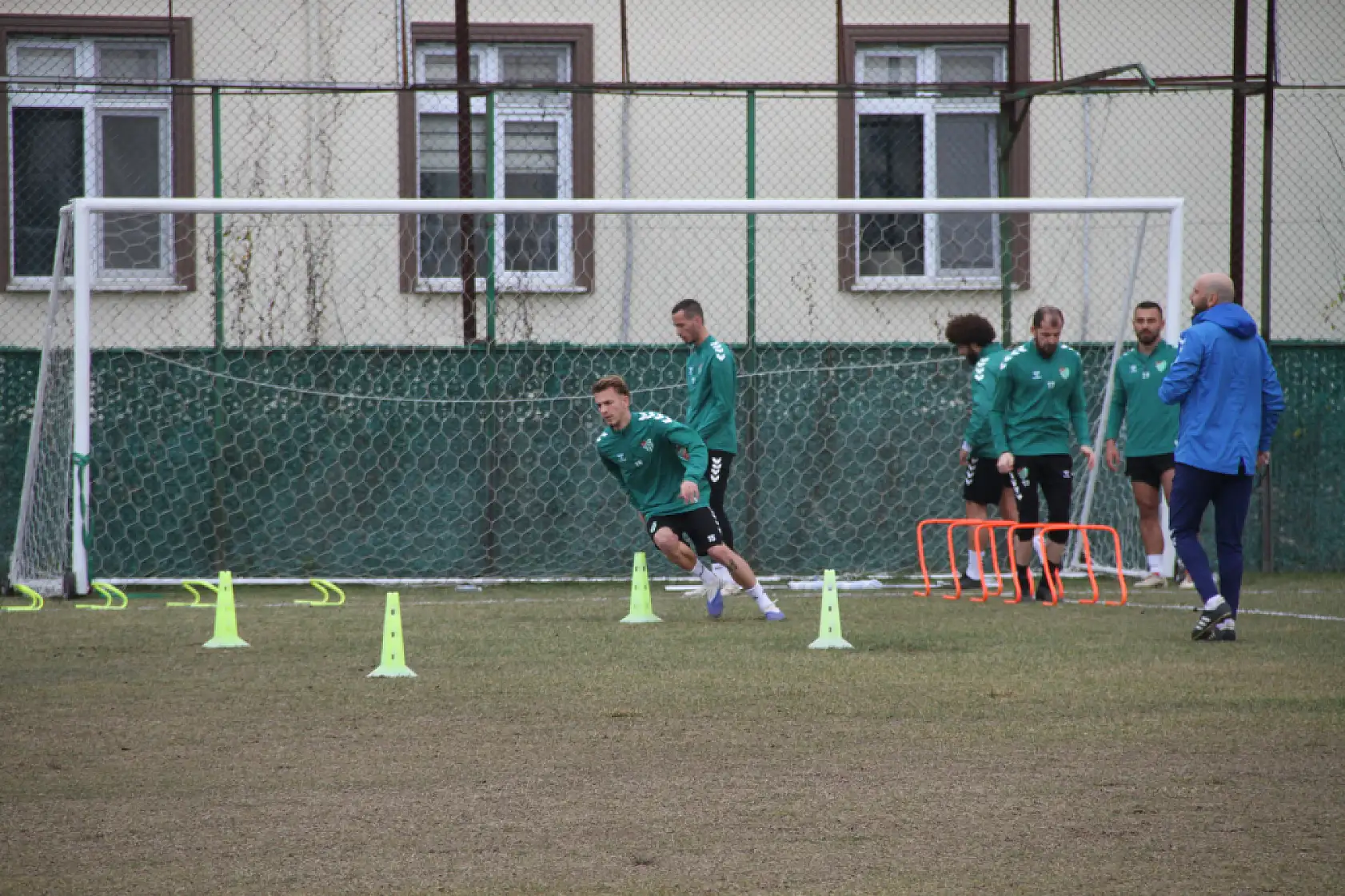 Yeşil-Beyazlılar Kenetlendi: Çarşambaspor Final Yürüyüşünde