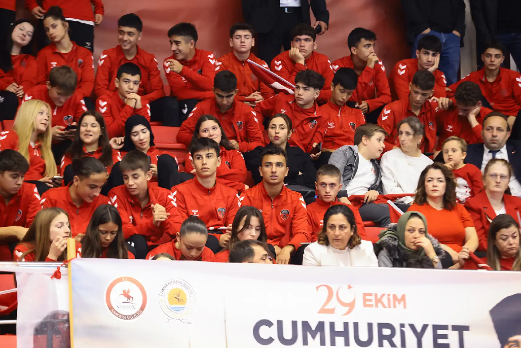 Başkan İhsan Kurnaz: 'Cumhuriyetimizin 102. Yılını Coşkuyla Kutladık'