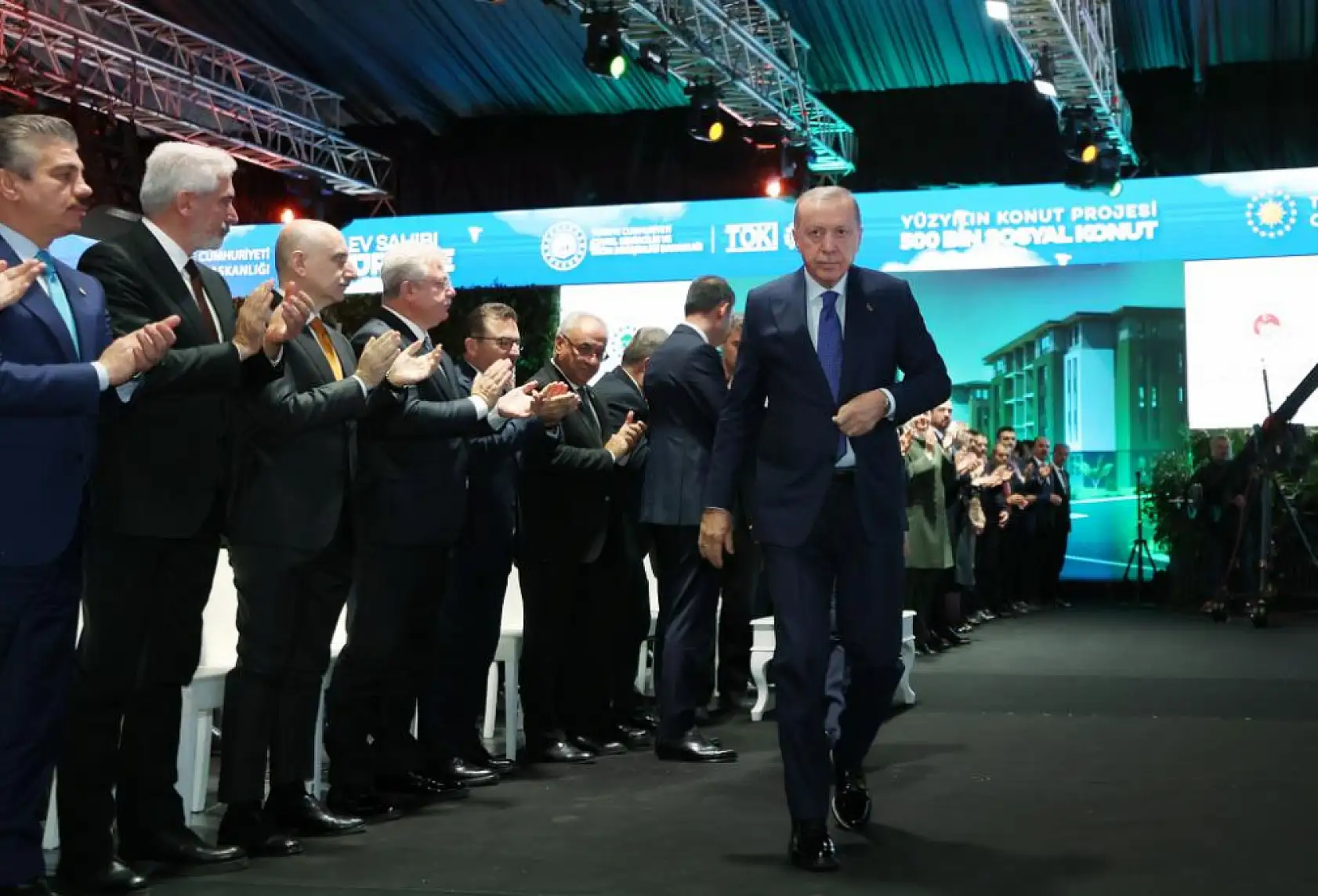 Cumhurbaşkanı Erdoğan 'Yüzyılın Konut Projesi'nin detaylarını açıkladı