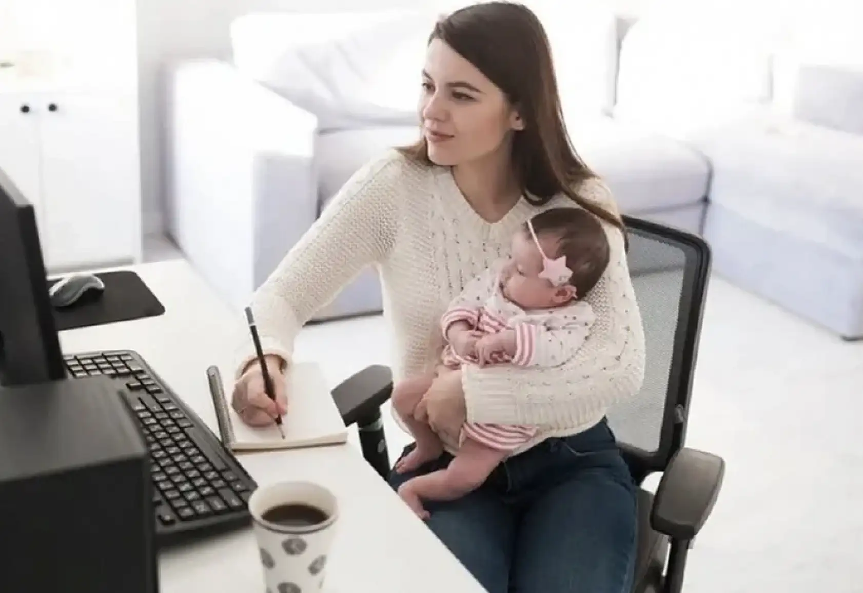 Anne-babalara müjde! Doğum izinleri artıyor