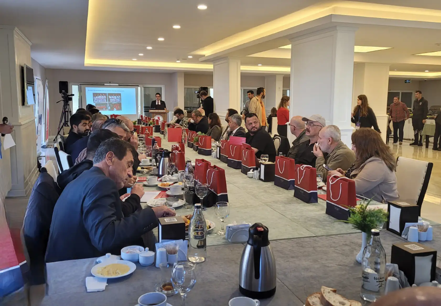 OMÜ Rektörü  Prof. Dr. Fatma Aydın basınla buluştu