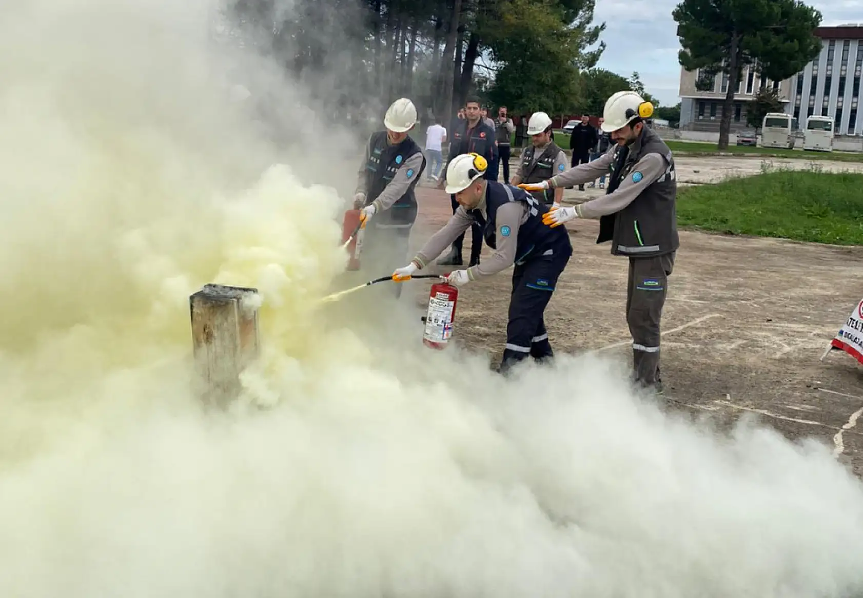 Çarşamba'da Yangın Alarmı! Tatbikat Nefes Kesti