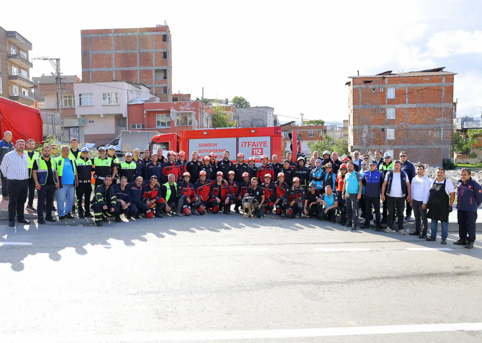 Samsun'da 6,4 büyüklüğünde deprem tatbikatı gerçeğini aratmadı