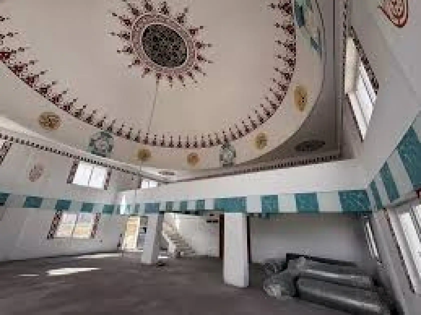 Miras bırakacağı arazisini satıp cami yaptırdı