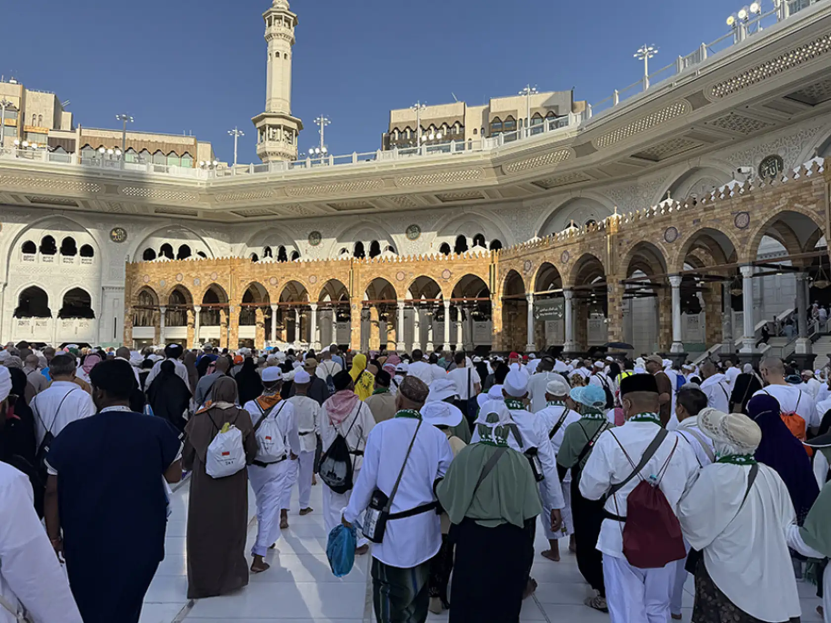 Hacılar Kabe'ye vedaya hazırlanıyor