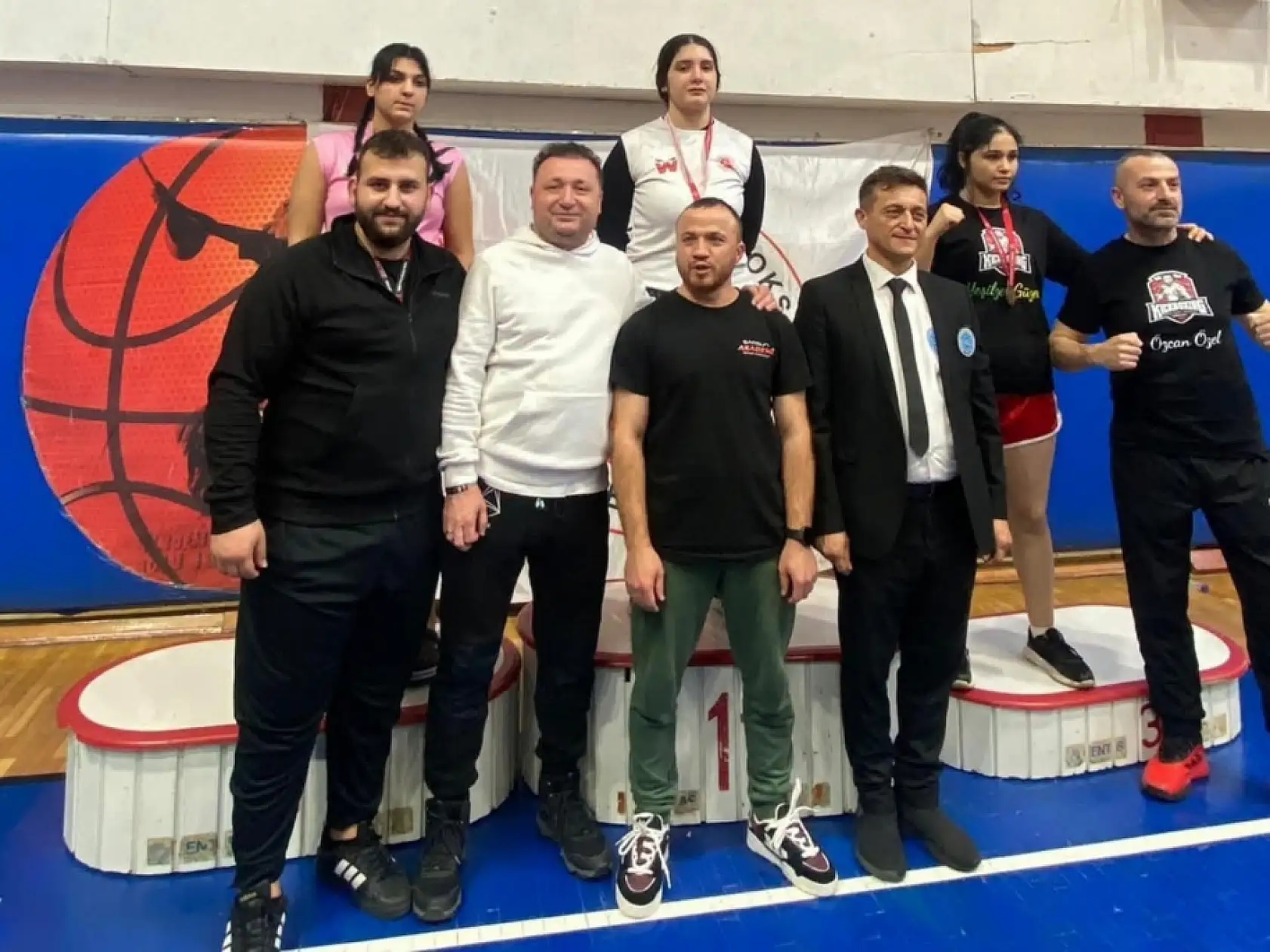 İlkadım Belediyespor'dan iki branşta gurur