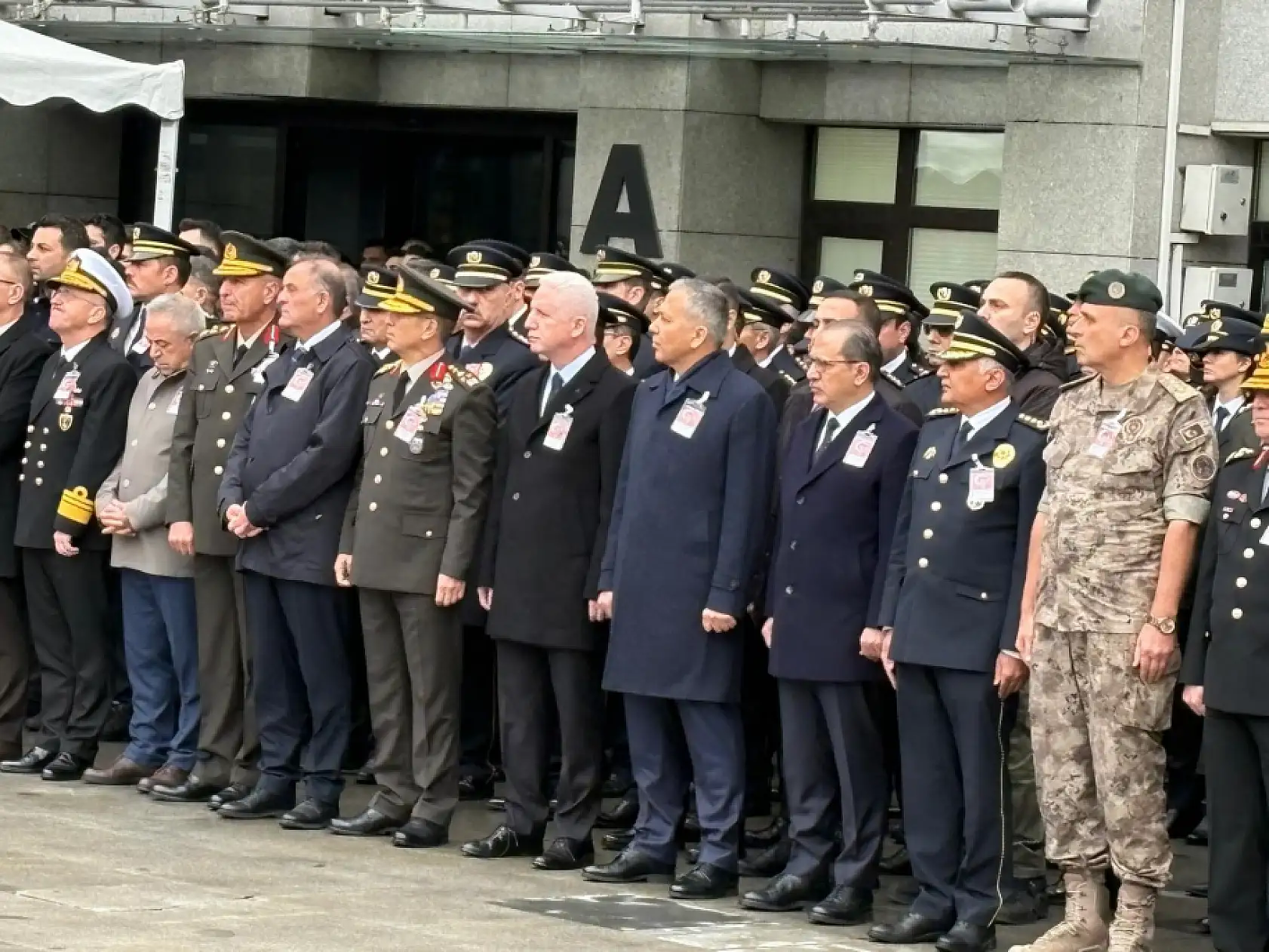 Şehit polis memuru Emre Albayrak için İstanbul'da tören düzenlendi