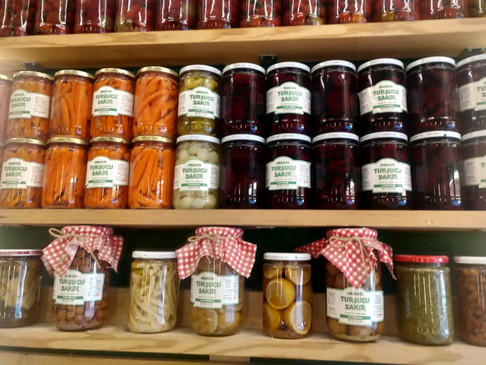 Turşu Geleneği Kadın Eliyle Yaşıyor