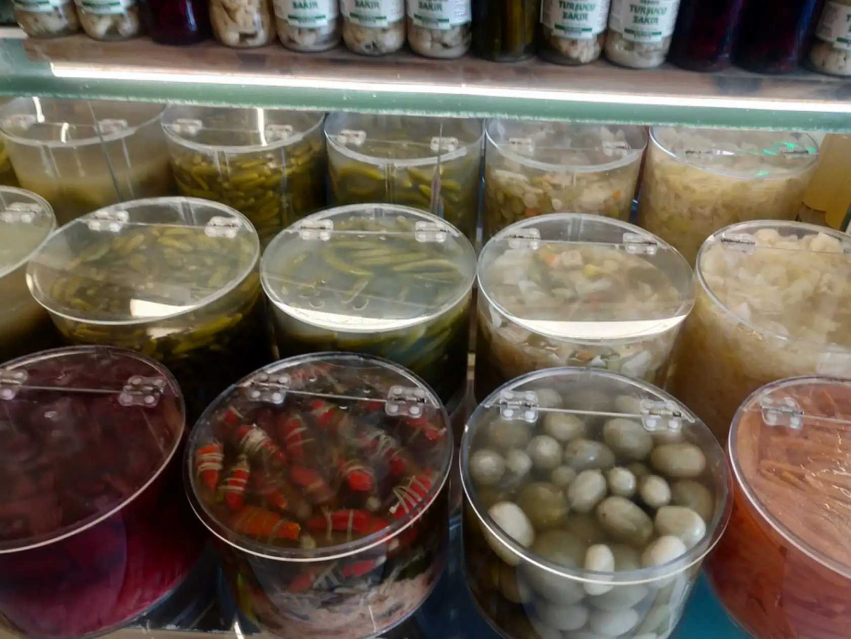 Turşu Geleneği Kadın Eliyle Yaşıyor