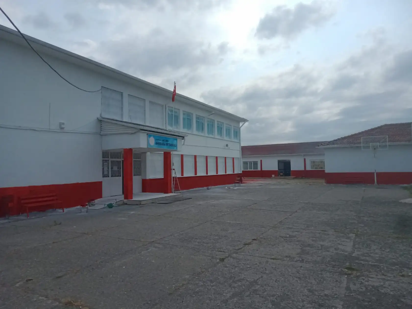 Çarşamba'da Ahubaba Ortaokulu Yenilendi