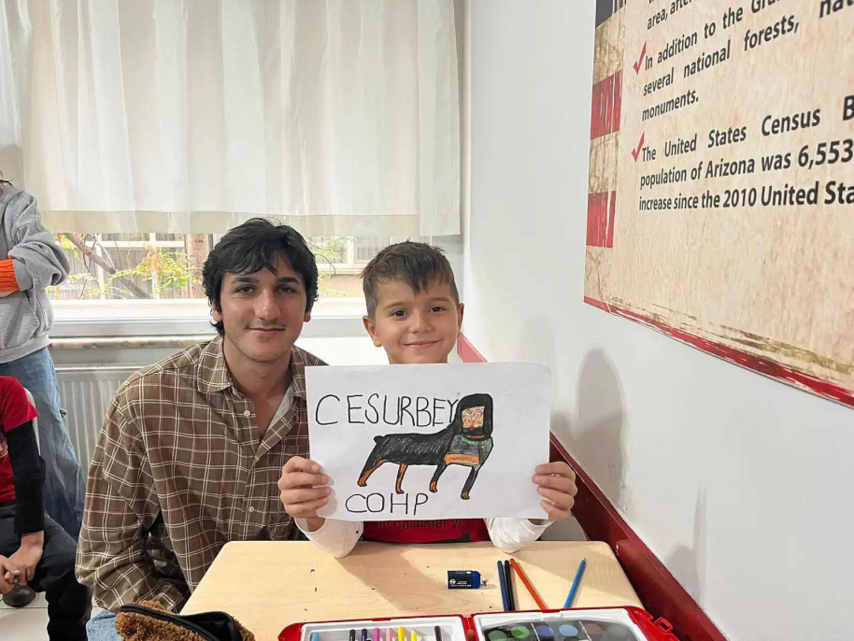 Çocukların çizimleri tişörtlere taşındı