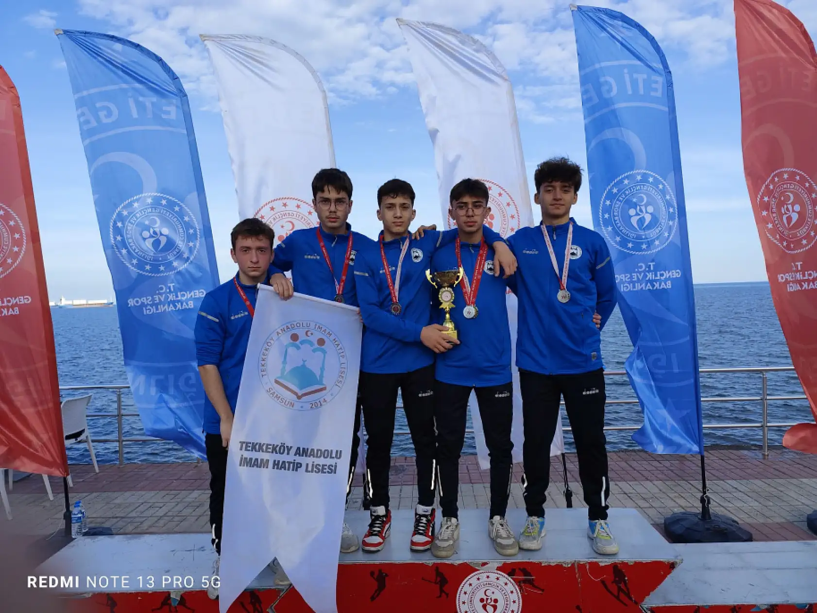 Tekkeköy Proje İmam Hatip Lisesi'nin iki öğrencisi il birincisi oldu