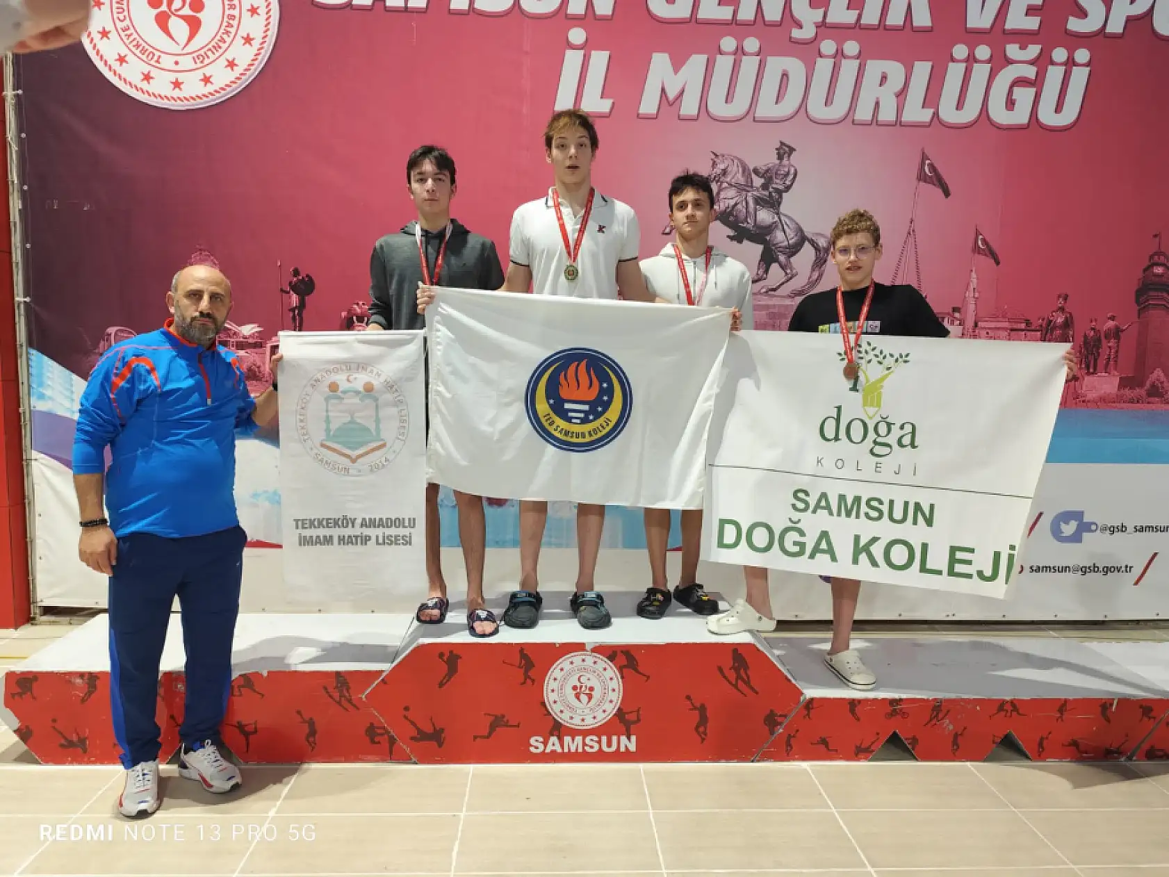 Tekkeköy Proje İmam Hatip Lisesi'nin iki öğrencisi il birincisi oldu