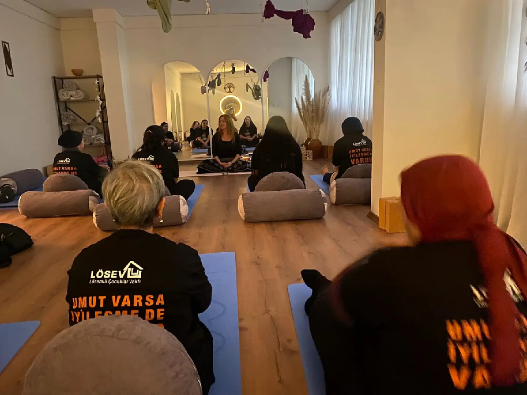 Lösevli Annelere Moral Desteği: Mindfulness ve Nefes Terapisi Eğitimi