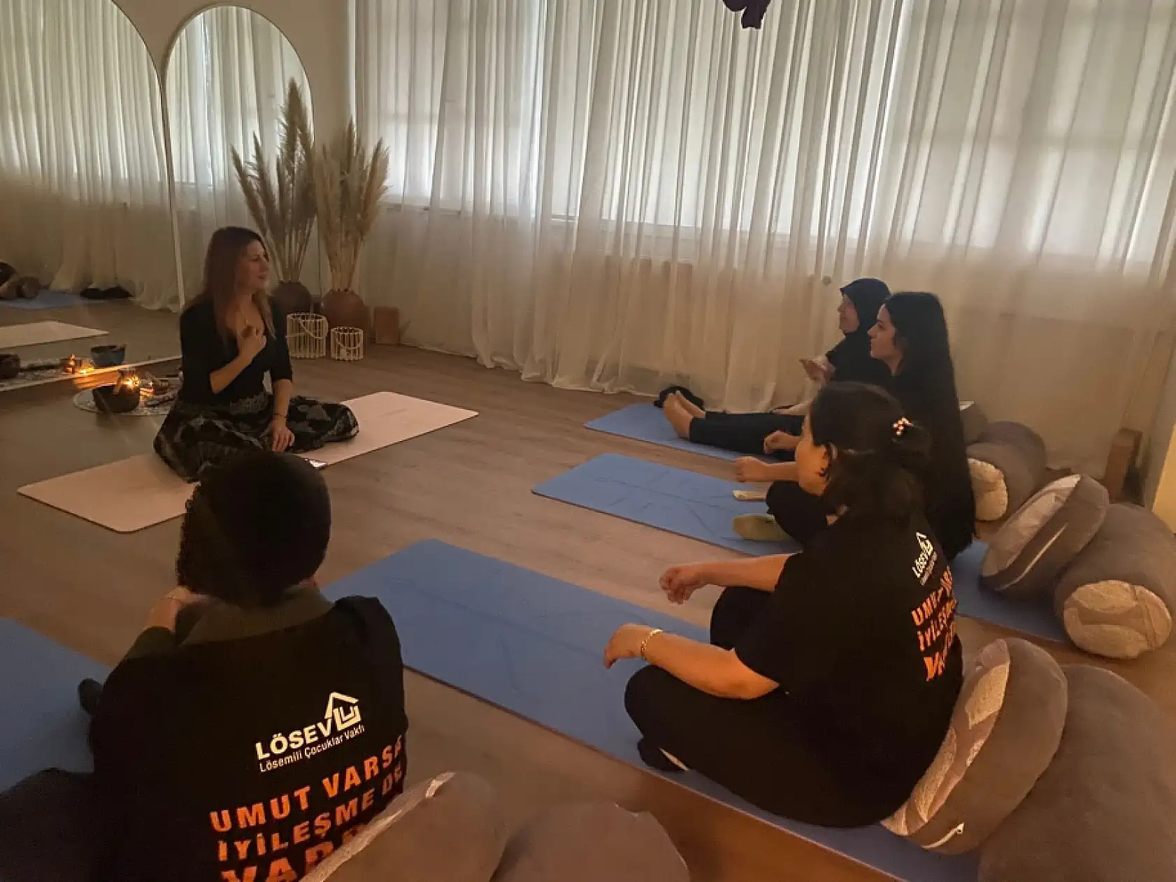 Lösevli Annelere Moral Desteği: Mindfulness ve Nefes Terapisi Eğitimi