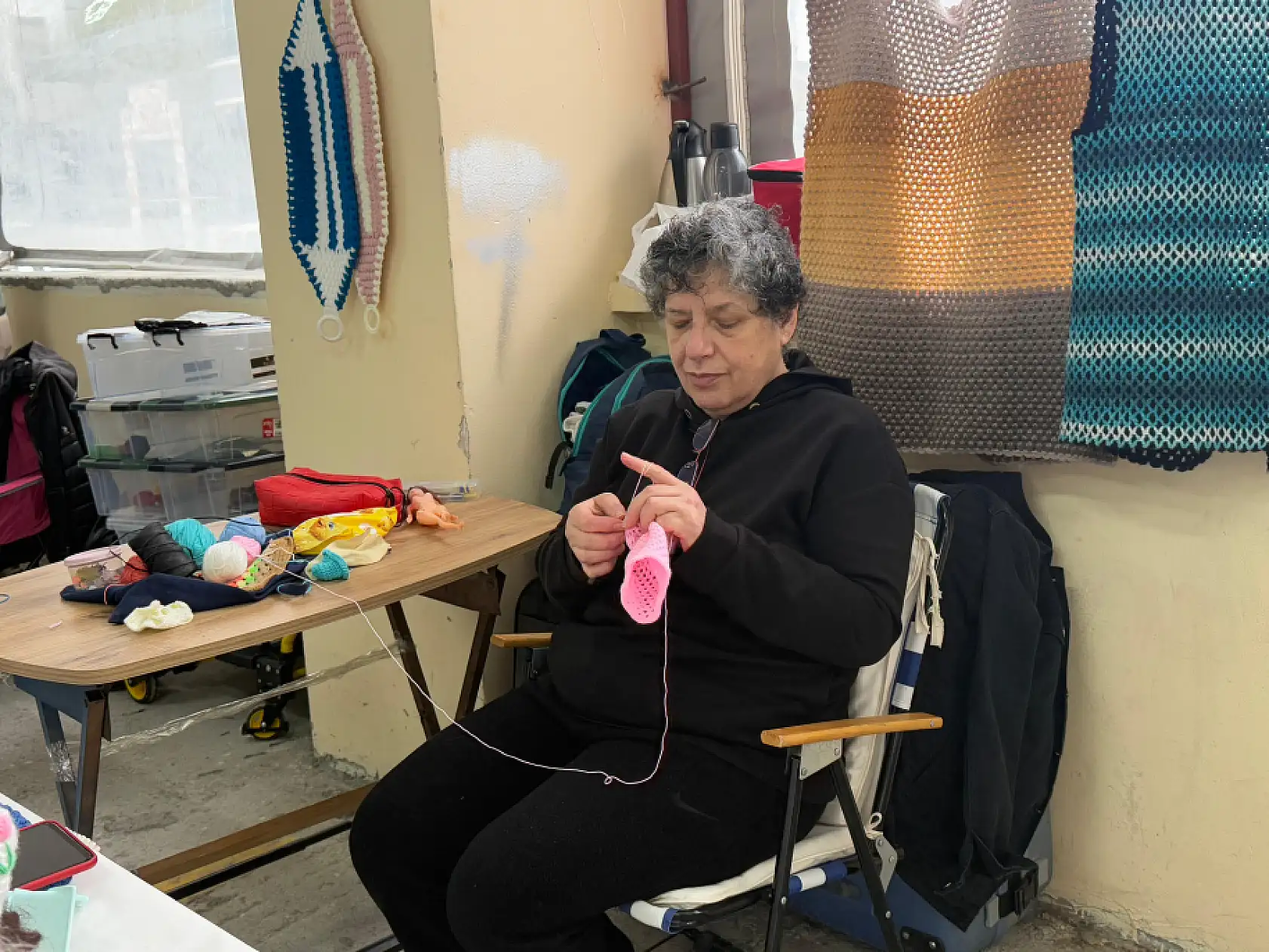 Sanatçıların tarzını oyuncak bebeklere uyarlıyor