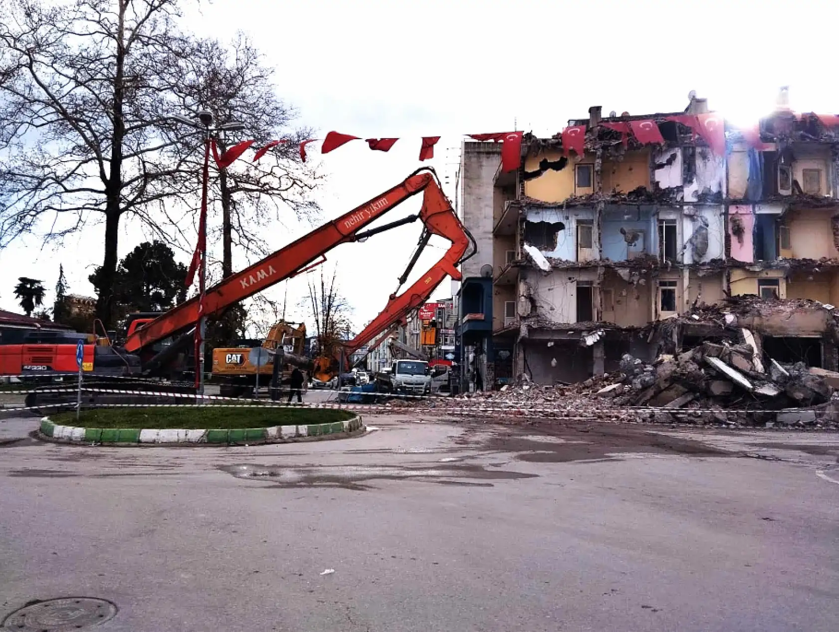 Maliye lojmanları için ilk kepçe vuruldu! Yerine Samsun Market ve Kent Lokantası mı geliyor?